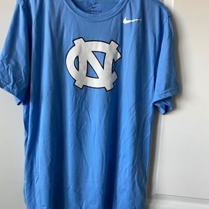Nike UNC university of North Carolina shirt